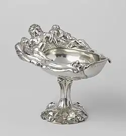 Тацца с фигурами Вакха, Цереры и Венеры с Амуром. 1621. Серебро. Рейксмюсеум, Амстердам