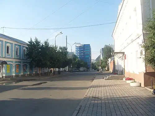 Вид на улицу со стороны её начала, 16 июля 2012&nbsp;г.