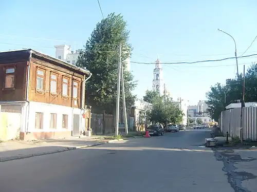 Вид в сторону начала улицы от дома №&nbsp;8, 16 июля 2012&nbsp;г.