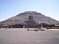 Пирамида Солнца в Теотиуакане.