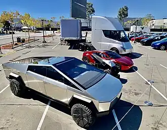 Cybertruck и другие модели Tesla