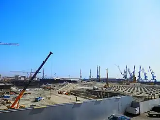 18 марта 2014 года: Завершение строительства свай для The Crescent Hotel на искусственном острове