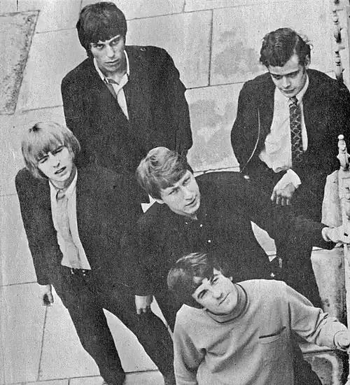 The Yardbirds в 1965: Jeff Beck, Paul Samwell-Smith, Keith Relf, Chris Dreja, Jim McCarty