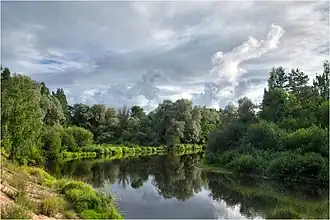 Река Койва в деревне Лаанеметса на границе с Латвией