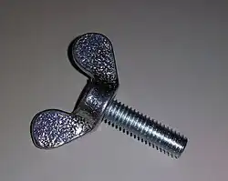 Винт с барашковой головкой M5×16