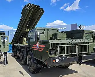 Торнадо-C (на крыше кабины — антенна СНС)