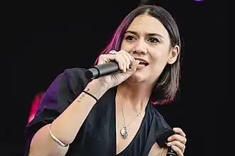 Надин Шах в 2019 году