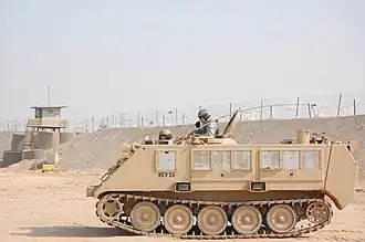 M113
