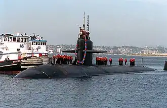USS Chicago возвращается в базу после операции «Буря в пустыне»
