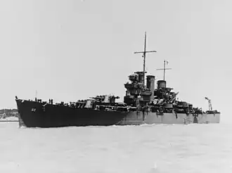 Легкий крейсер ВМС США USS Helena (CL-50), после ремонта повреждений полученных при нападении на Перл-Харбор, военно-морская судоверфь Мэр-Айленд (Калифорния), 1 июля 1942 года