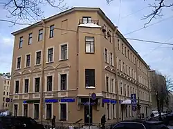 Дом № 2/11 на углу Мира и Кронверкской