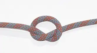 Простой узел, завязанный на середине верёвки в качестве стопорного узла (или случайно завязавшийся). Если внутрь узла будет помещён предмет, то простой узел станет полуузлом в качестве связывающего узла. Изменение цели завязывания вызывает также изменение названия узла и категории