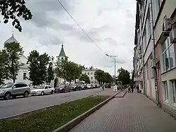 Вид улицы у Церкви Димитрия Солунского