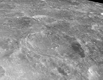 Снимок c борта Аполлона-16 (юг наверху)