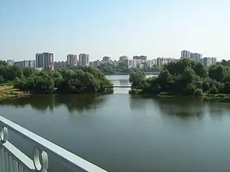 Вид с моста по ул. Строителей