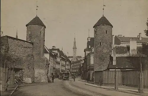 Во время строительства трамвайной линии, 1888 год