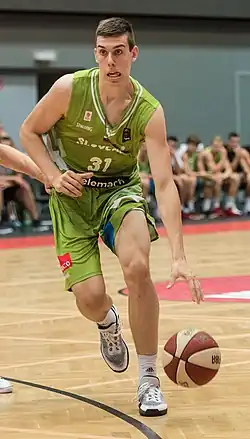 Чанчар в составе сборной Словении в 2016 году