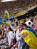 Украинские болельщики на матче  чемпионате мира 2006 против сборной Саудовской Аравии