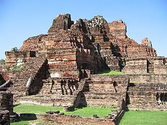 Руины храма Махатхат