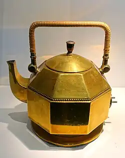 Чайник. 1909. Латунь. AEG