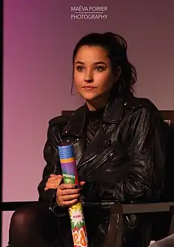 Рианнон  Фиш в апреле 2017 году