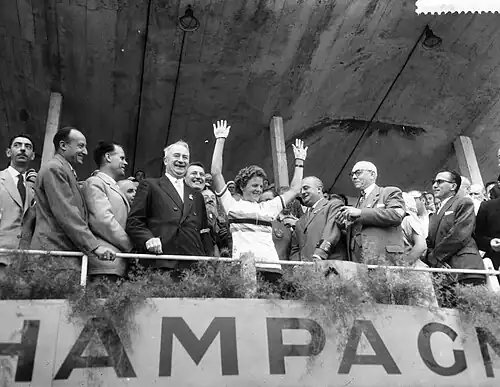 Эльзи Якобс в чемпионской майке