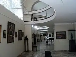 Музей русского искусства рядом с Каскадом