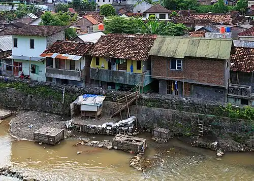 Набережная в центре города