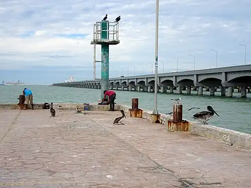 Пирс, уходящий в Мексиканский залив на 6,5 км