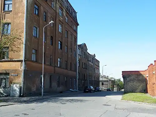 Вид от перекрёстка с ул.&nbsp;Саркандаугавас