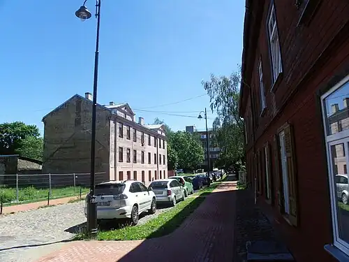 Вид от начала улицы