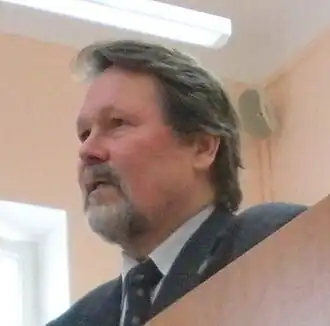 Александр Замалеев читает лекцию по истории русской философии на факультете философии и политологии СПбГУ