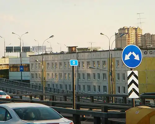 Гостиница 3.5 звёзд Garden Hotel (Старообрядческая, 12, в прошлом общежитие лимитчиков)