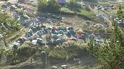 Вид на поляну фестиваля с Дивьей горы