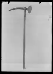 Шведский кавалерийский топор с клевцом.