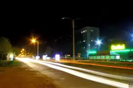 Вид на ночную улицу Громова в Константиновке (Солнечный)