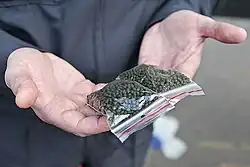 тёмного цвета